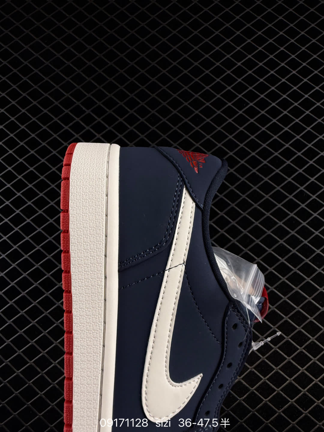 Nike Air Jordan 1 Retro Low-IX8478